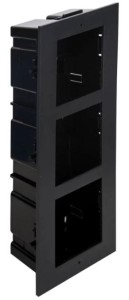 D2200-3 ramka potrójna do montażu podtynkowego